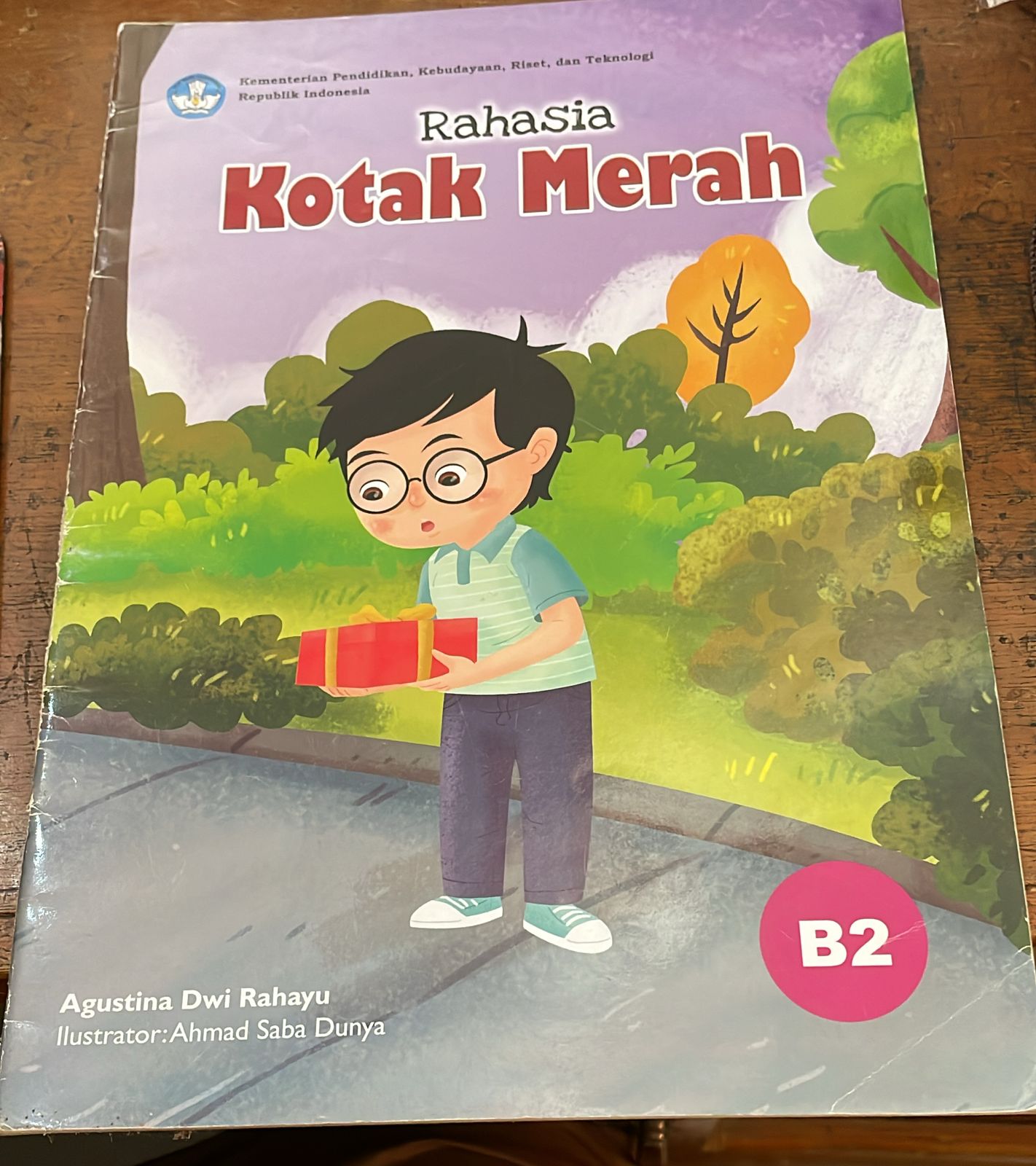 Sampul Rahasia Kotak Merah