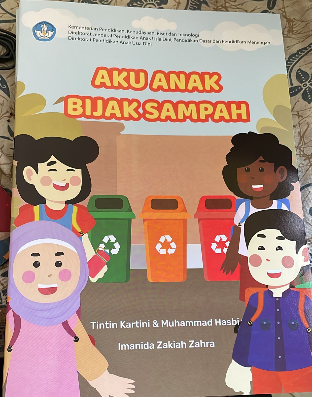 Sampul Aku Anak Bijak Sampah
