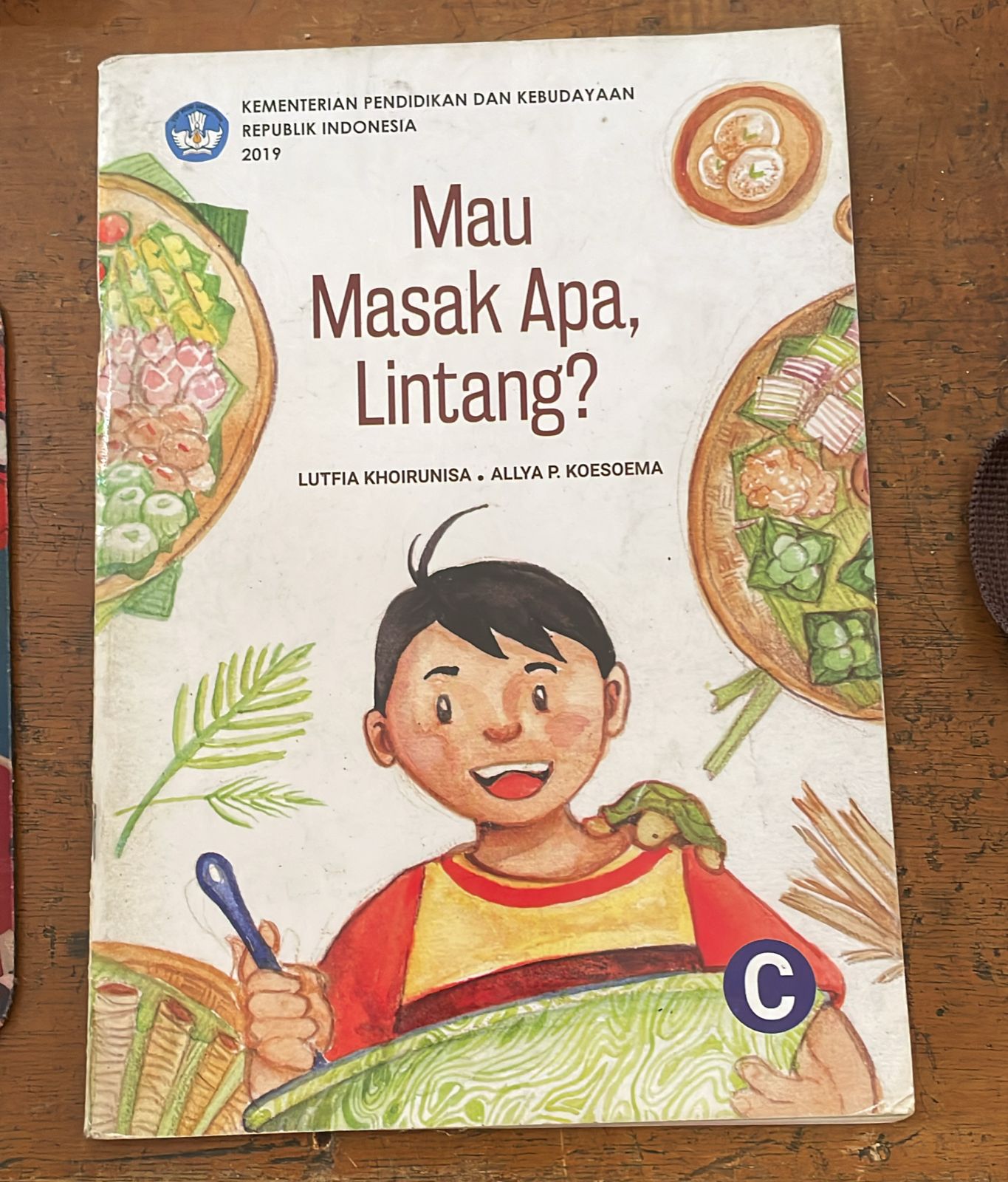 Sampul Mau masak apa, Lintang ?