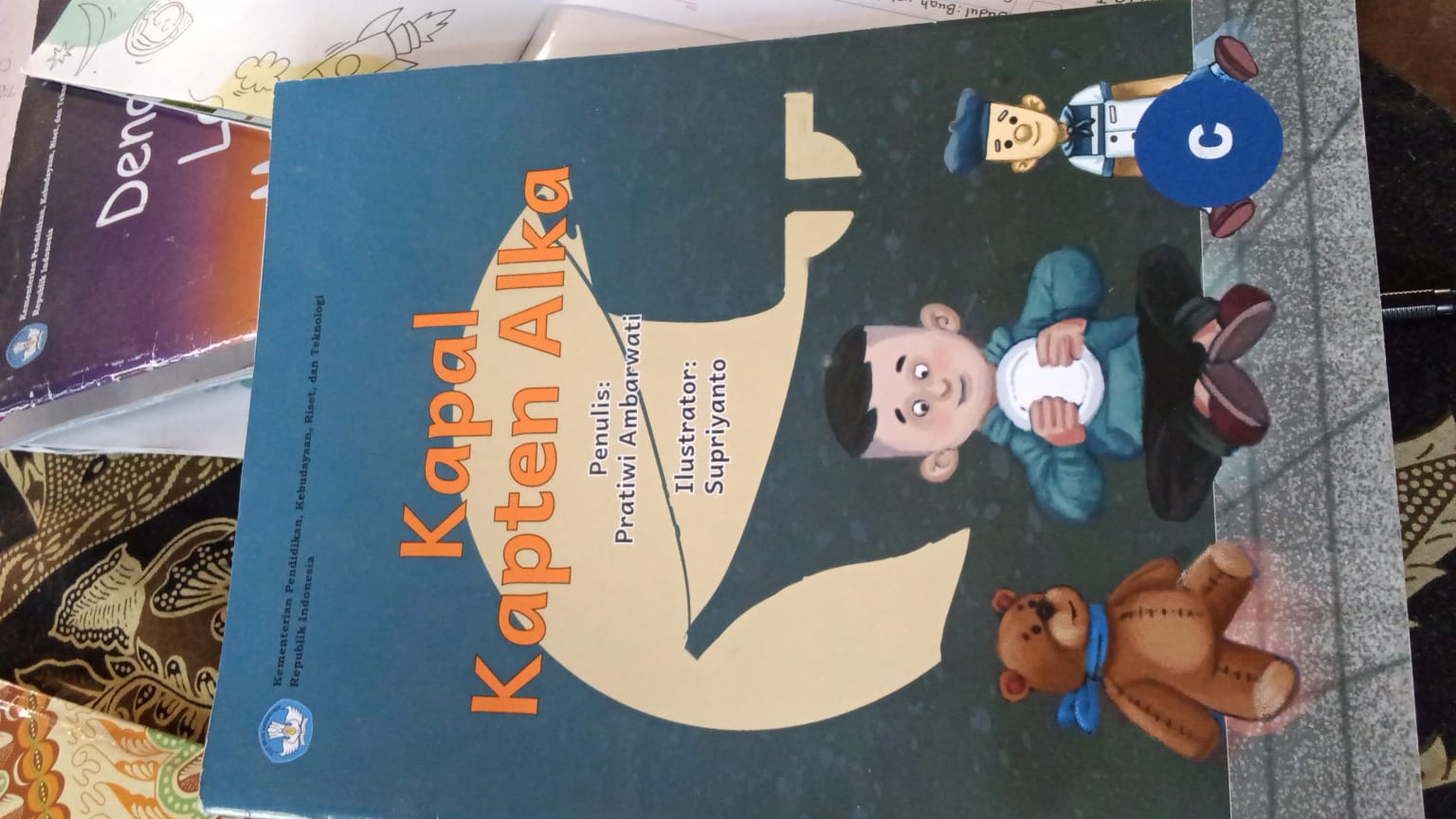 Sampul kapal kapten alika