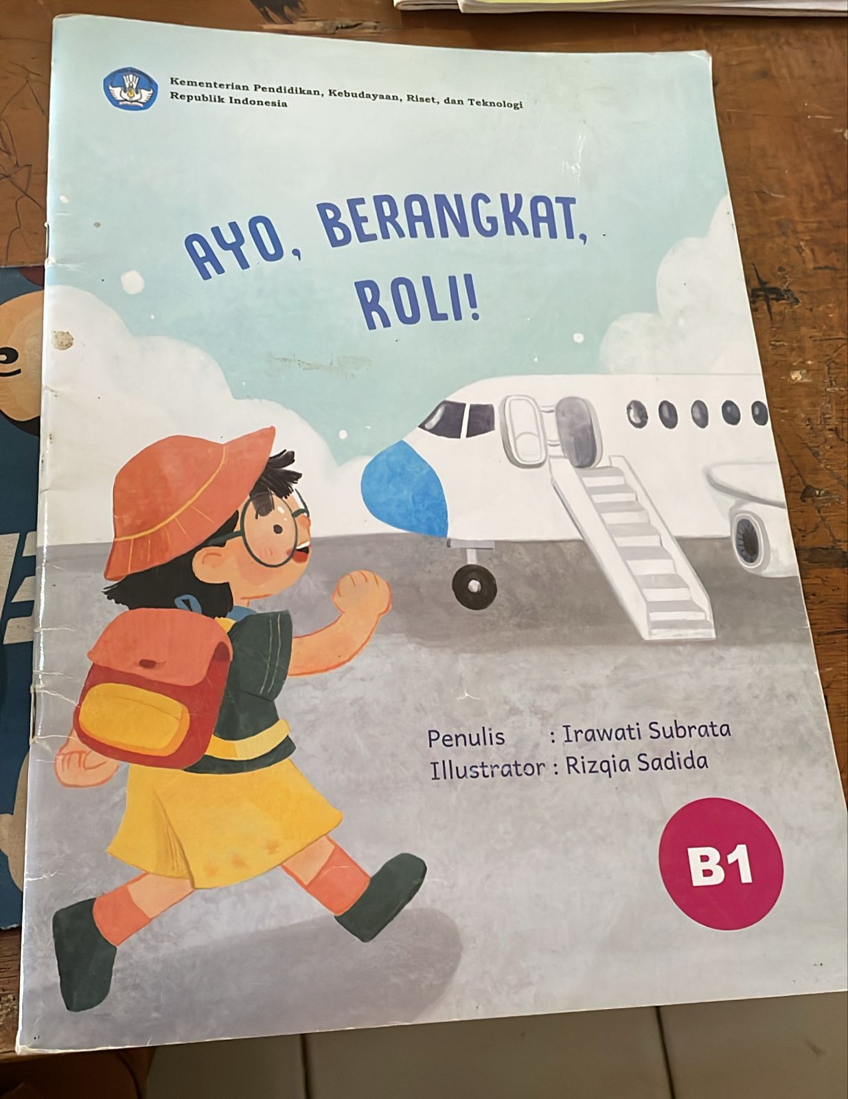 Sampul Ayo, Berangkat, Roli!
