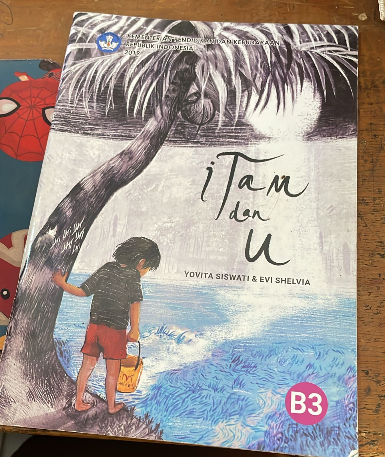 Sampul Itam dan U