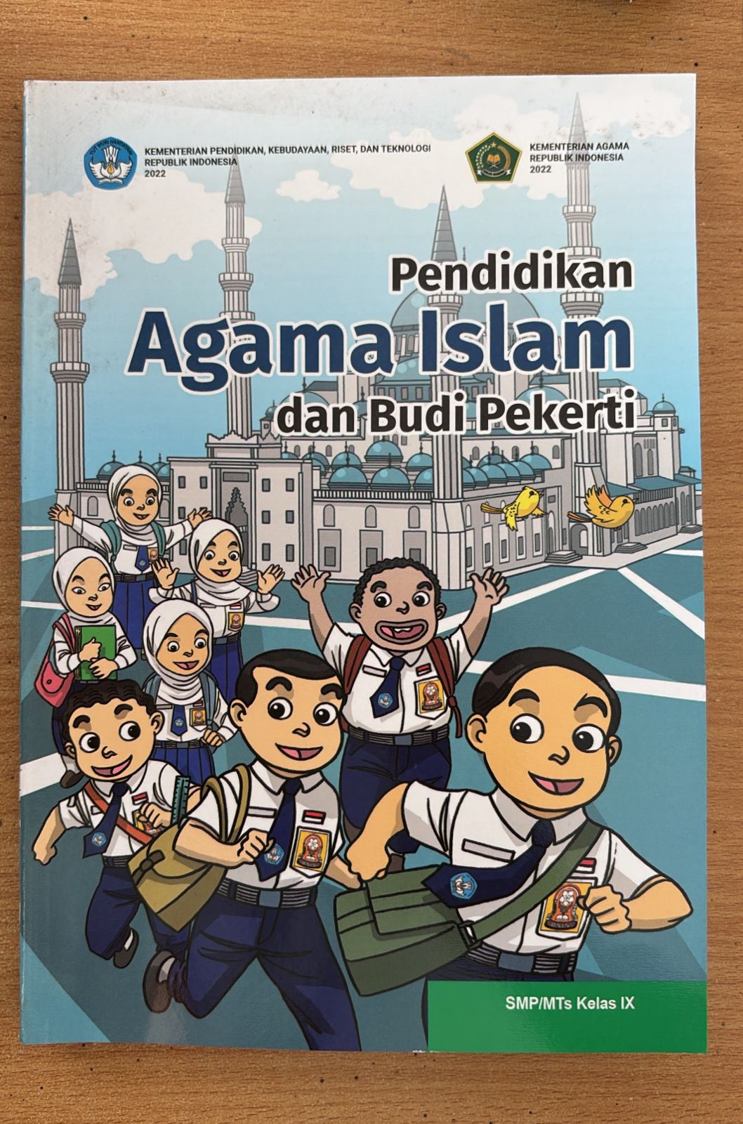 Sampul Pendidikan Agama Islam dan Budi Pekerti Kelas IX