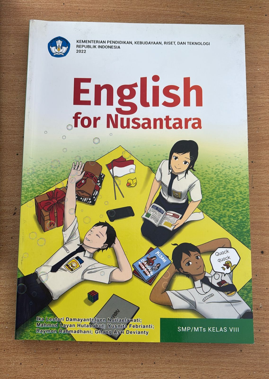 Sampul English for Nusantara Kelas VIII