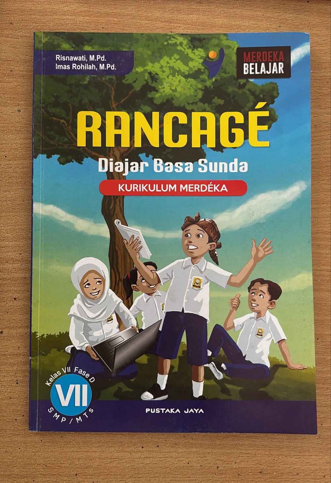 Sampul RANCAGE Diajar Basa Sunda Kelas VII (KURIKULUM MERDEKA)