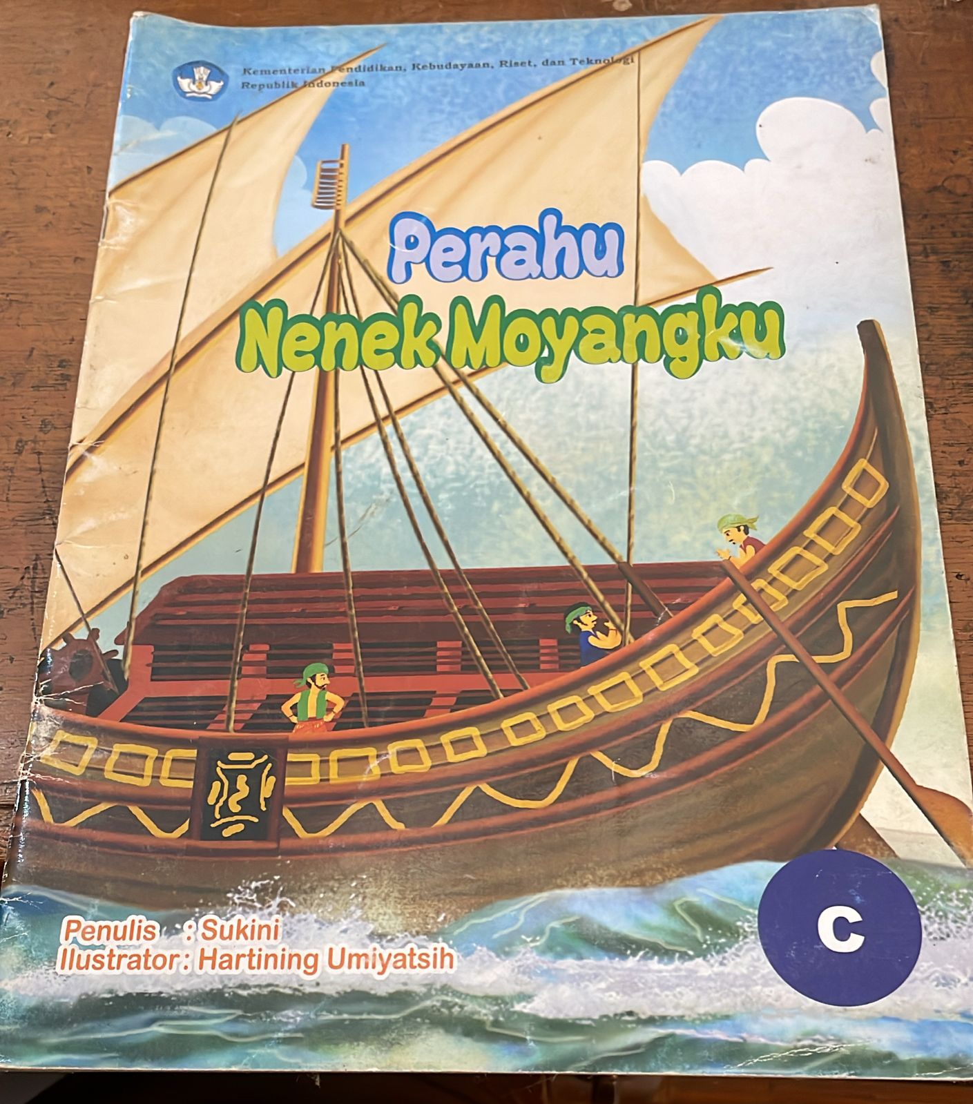 Sampul Perahu Nenek Moyangku