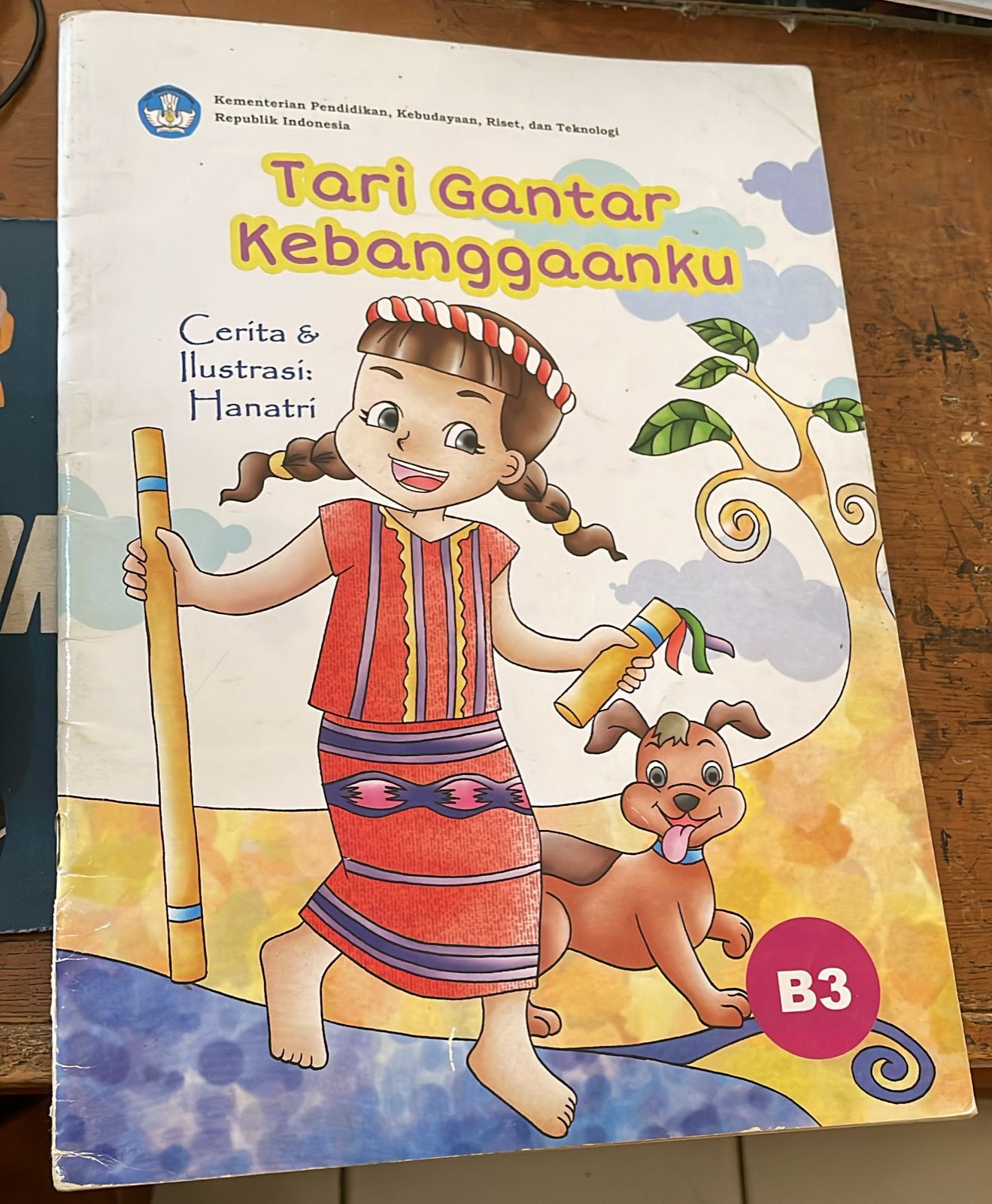 Sampul Tari Gantar Kebanggaanku